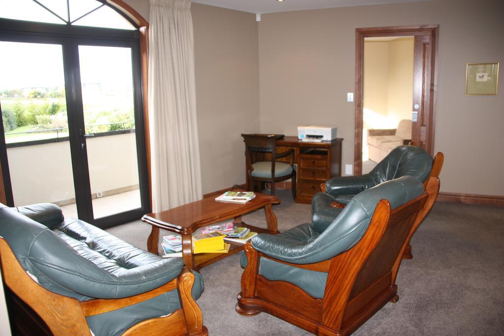 Dock Bay Lodge Te Anau Dış mekan fotoğraf