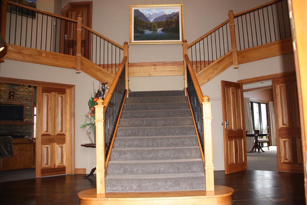 Dock Bay Lodge Te Anau Dış mekan fotoğraf