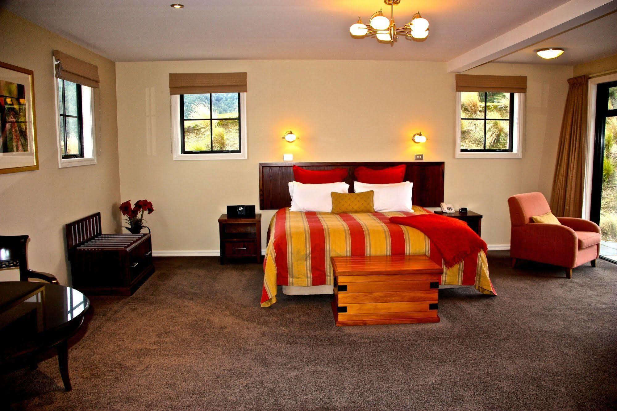 Dock Bay Lodge Te Anau Dış mekan fotoğraf