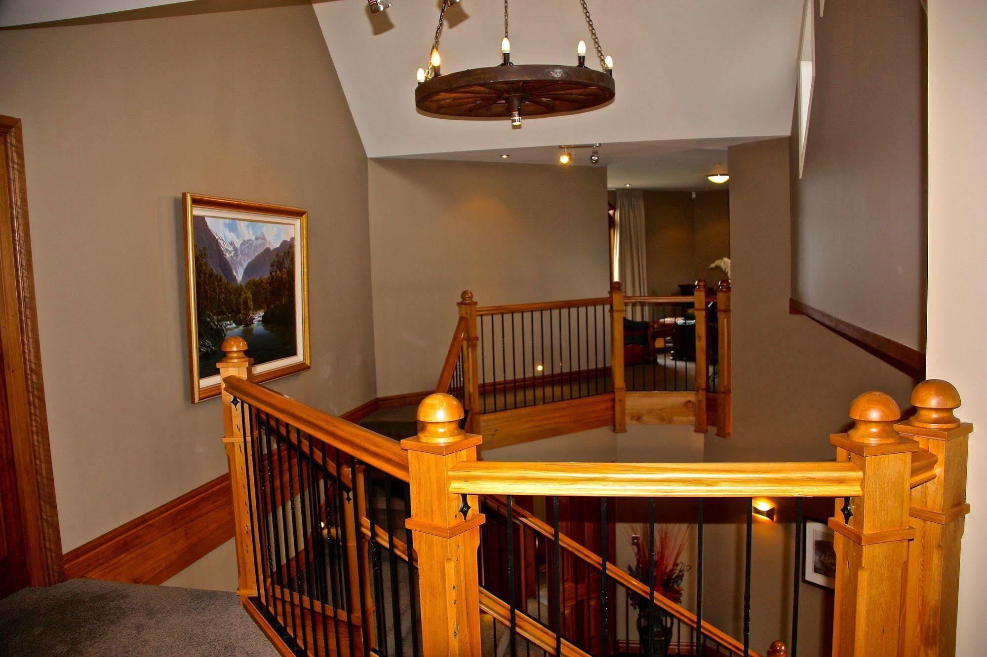 Dock Bay Lodge Te Anau Dış mekan fotoğraf